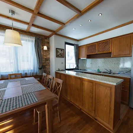 Honey - New, Luxurious And Cosy Apartment Chepelare